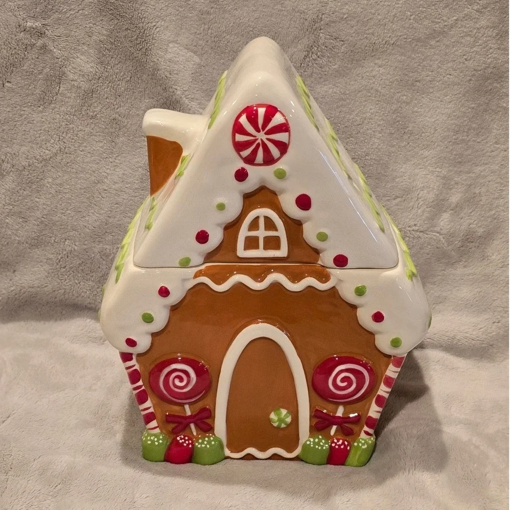Sleigh Bell Bistro Gingerbread House Ceramic Cookie Jar Holiday Candy Canister‎